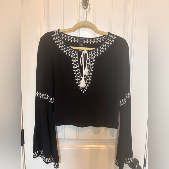 Super cute Bohemian style top - Picture 1 of 5